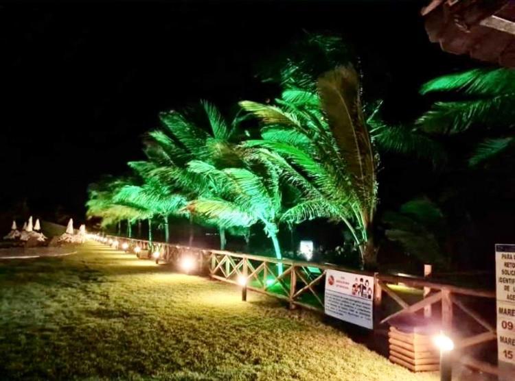 Temporada Pé Na Areia Guarajuba Exterior foto